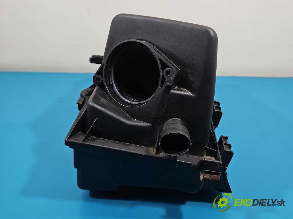 Audi A3 8L 1996-2003 1.8 T 150 HP automatic 110 kW 1781 cm3 3- obal filtra vzduchu 8L0133837B (Obal vzduchového filtra)