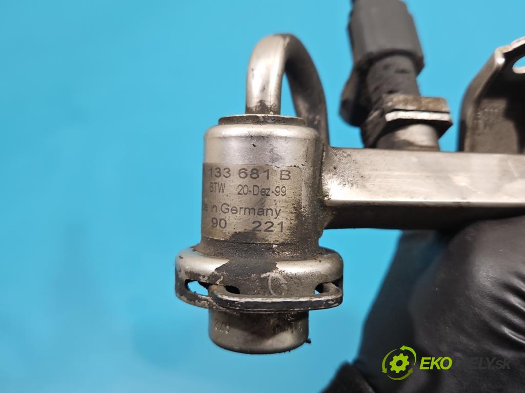 Audi A3 8L 1996-2003 1.8 T 150 HP automatic 110 kW 1781 cm3 3- vstrek 0280155897 (Vstrekovač paliva)