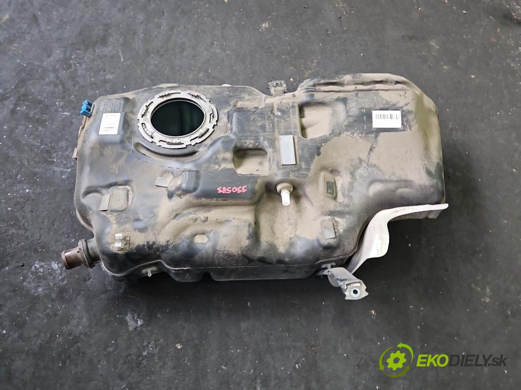 Mercedes CLA C118/X118 2019-2025 1.3b: 163 HP automatic 120 kW 1300 cm3 4- Nádrž: palivo A1770016899 (Palivová nádrž)