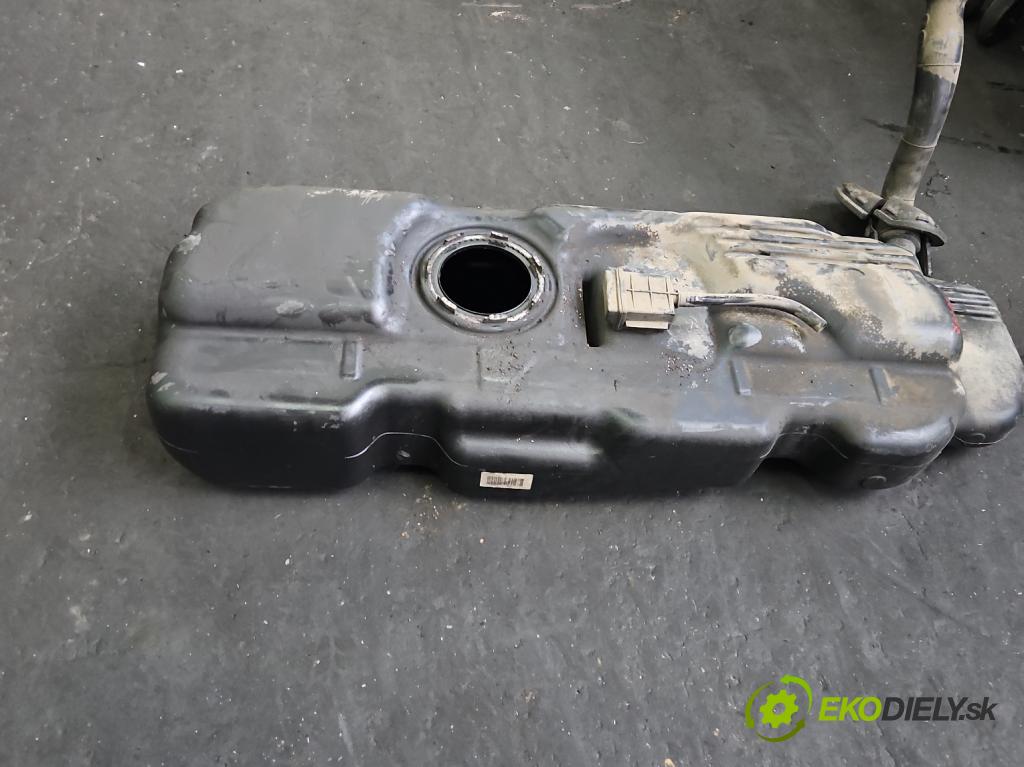 Mercedes Vito W447 2014- 1.75 cdi 102 HP manual 75 kW 1750 cm3 5- Nádrž: palivo A4474705500 (Palivová nádrž)