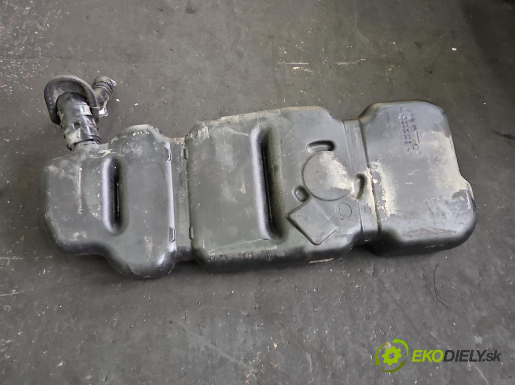 Mercedes Vito W447 2014- 1.75 cdi 102 HP manual 75 kW 1750 cm3 5- Nádrž: palivo A4474705500 (Palivová nádrž)