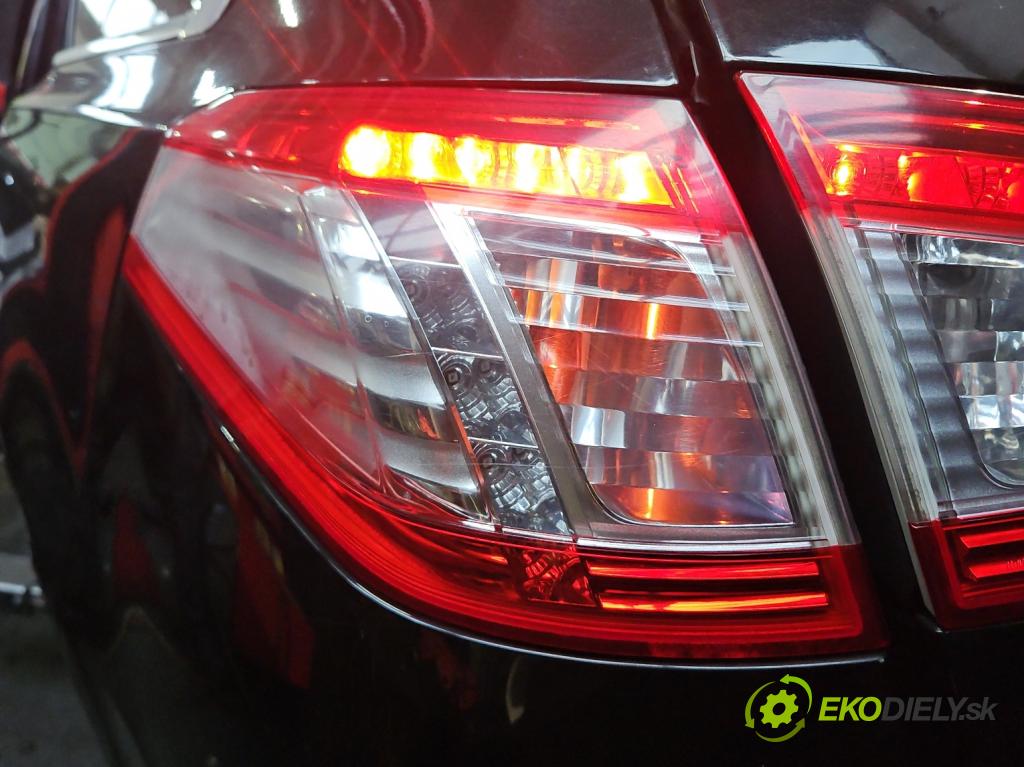 Peugeot 508 I 2010-2018 2.0 HDI 163 HP manual 120 kW 1997 cm3 5- svetlo / reflektor zadné ľavé 9686779580 (Kľučka dverí ostatné)