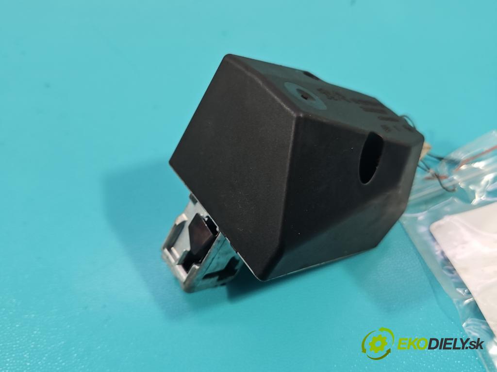 Peugeot 508 I 2010-2018 2.0 HDI 163 hp manual 120 kW 1997 cm3 5- Blokada: řízení: 9673759980 (Řízení ostatní)