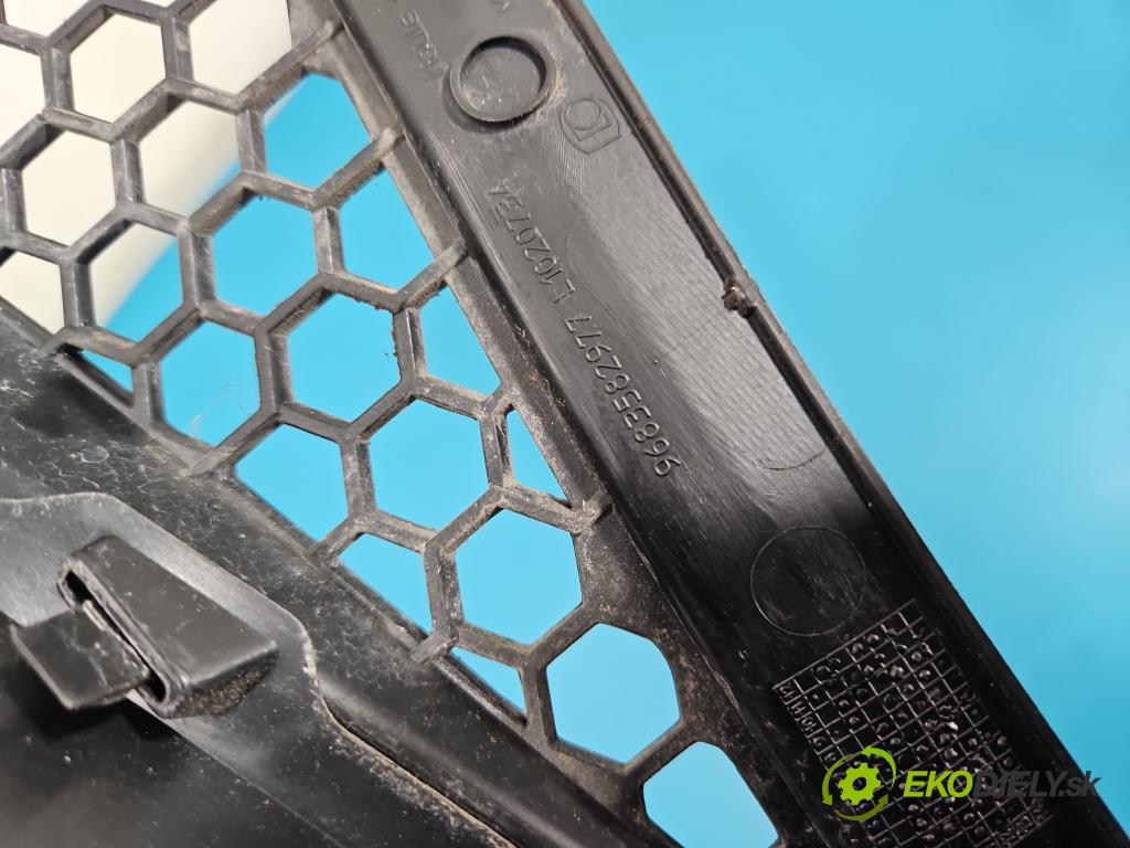 Citroen C3 II 2009-2016 1.2 Pure Tech 82 hp manual 60 kW 1199 cm3 5- torpédo 9684150580 (Plast pod čelním sklem)