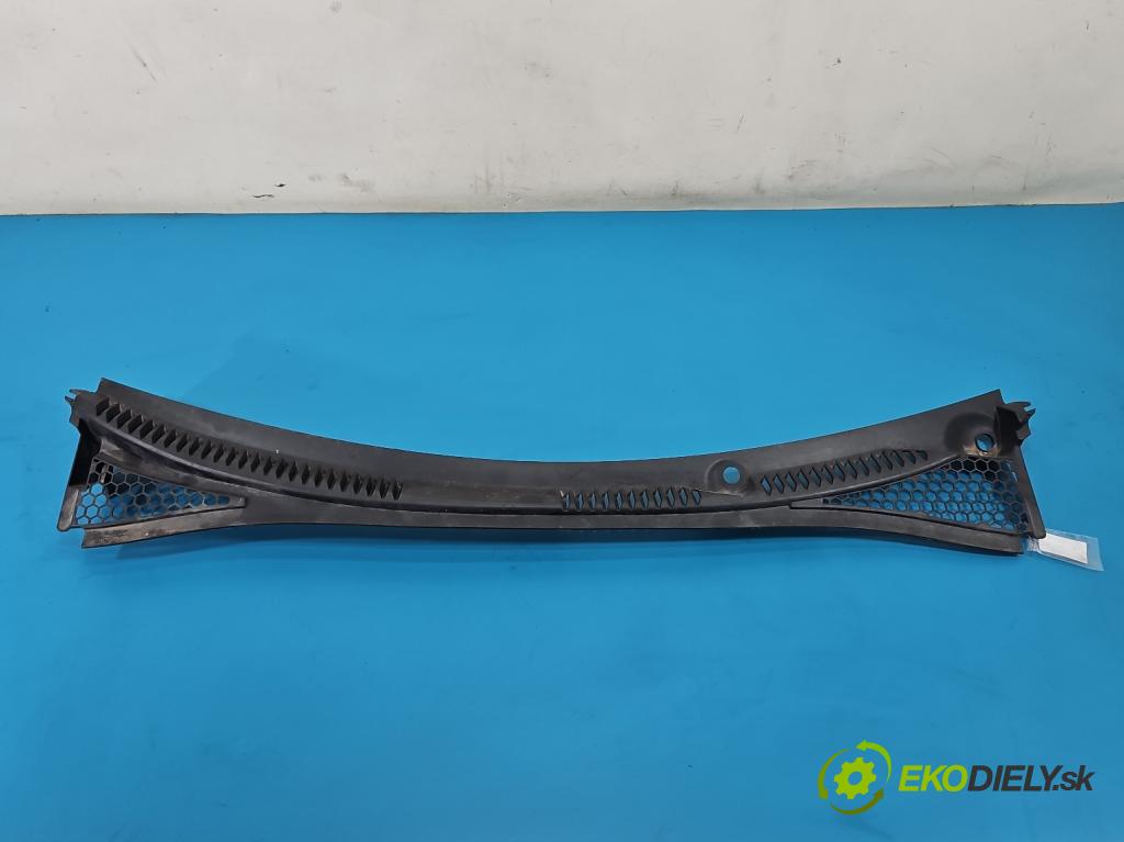 Citroen C3 II 2009-2016 1.2 Pure Tech 82 hp manual 60 kW 1199 cm3 5- torpédo 9684150580 (Plast pod čelním sklem)