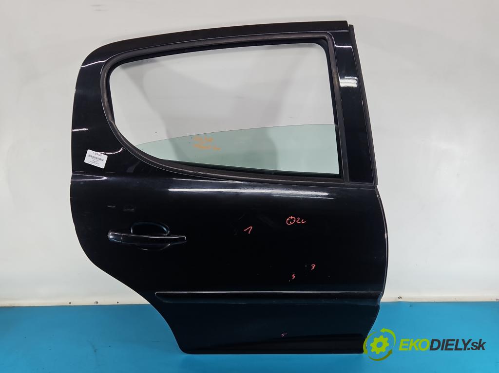 Peugeot 207 1.6 hdi 90 hp manual 66 kW 1599 cm3 5- dveře zadní pravé  (Klika dveří ostatní)