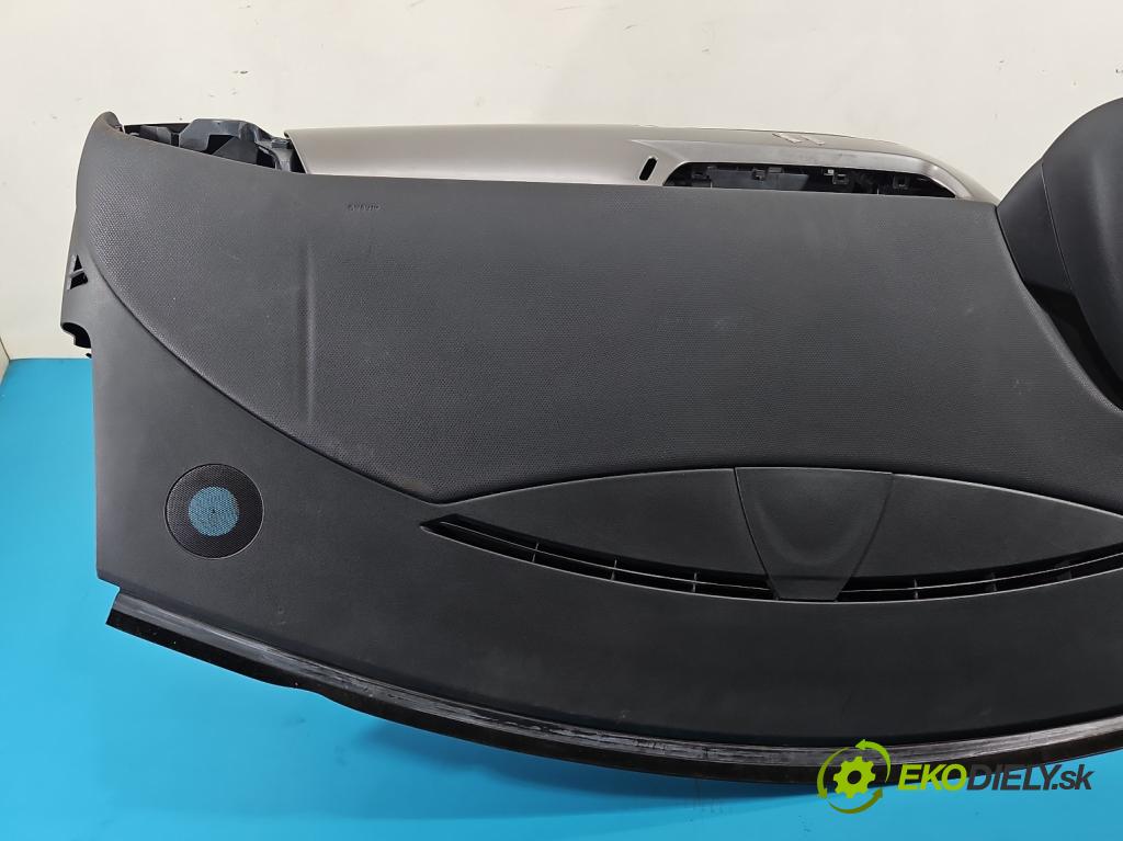 Citroen C3 II 2009-2016 1.2 Pure Tech 82 hp manual 60 kW 1199 cm3 5- kokpit,přistrojova deska