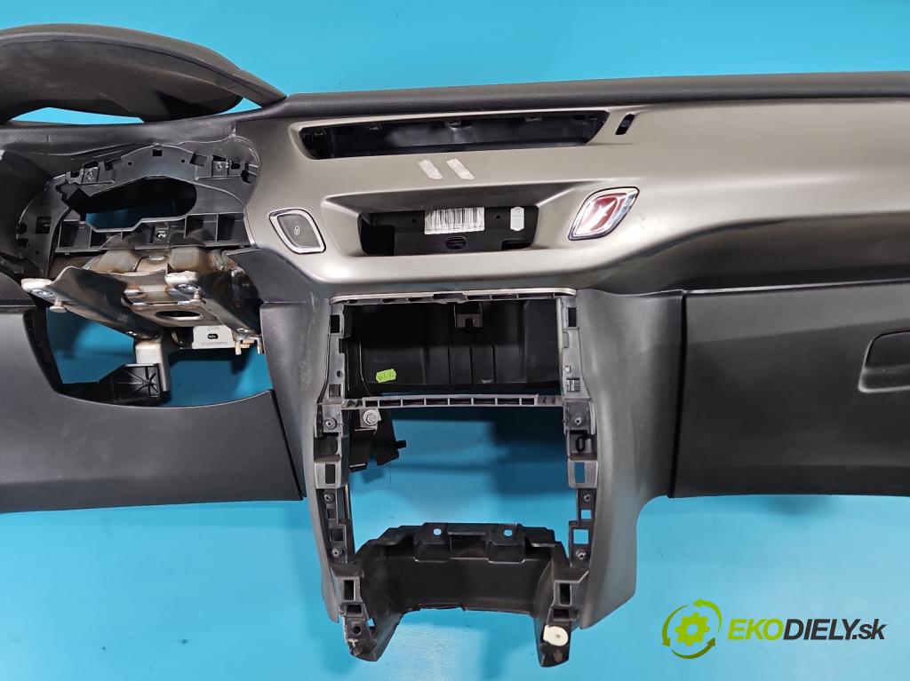 Citroen C3 II 2009-2016 1.2 Pure Tech 82 hp manual 60 kW 1199 cm3 5- kokpit,přistrojova deska