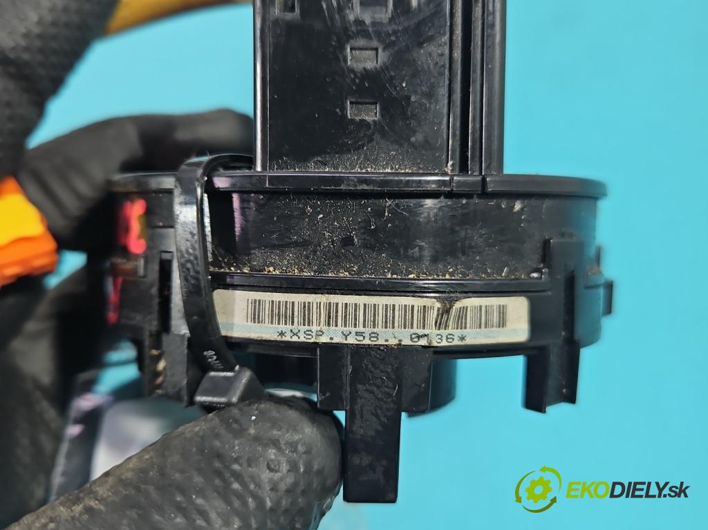 Toyota Yaris II 2005-2011 1.0 vvti 69KM manual 51 kW 998 cm3 3- Páska: airbag XSPY580136 (Airbag)