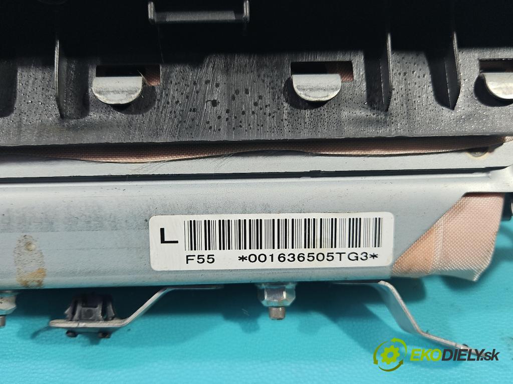 Toyota Yaris II 2005-2011 1.0 vvti 69KM manual 51 kW 998 cm3 3- Polštář: vzduch: