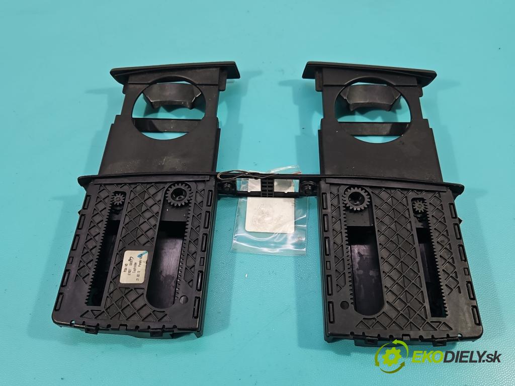 Peugeot 508 I 2010-2018 2.0 HDI 163 HP manual 120 kW 1997 cm3 5- Rukojeť: na nápoje: 9688798502 (Držiak (úchyt) na nápoje)