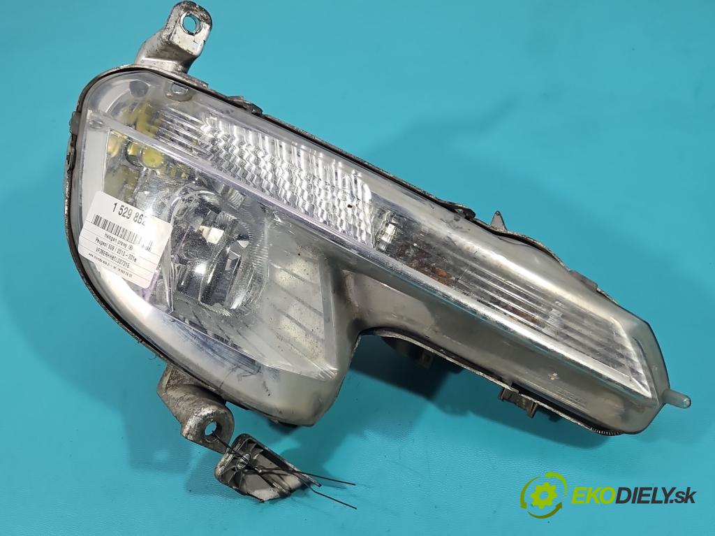 Peugeot 508 I 2010-2018 2.0 HDI 163 HP manual 120 kW 1997 cm3 5- Halogen pravý 9670476180 (Kľučka dverí ostatné)