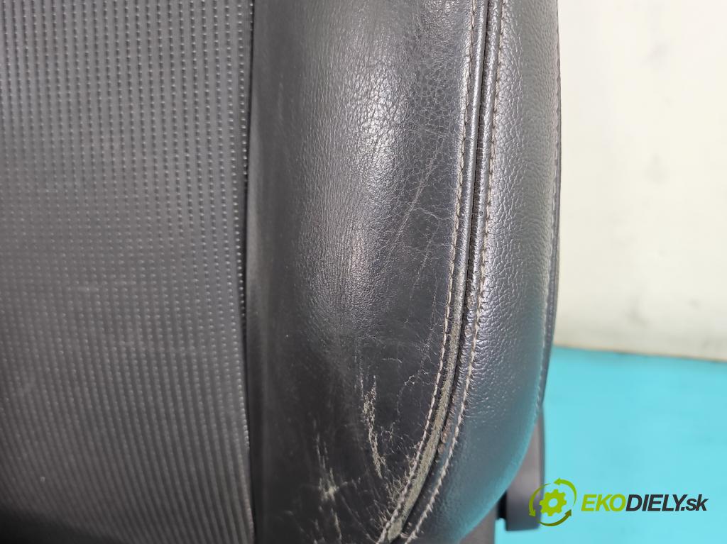 Peugeot 508 I 2010-2018 2.0 HDI 163 HP manual 120 kW 1997 cm3 5- Sedačka ľavý  (Sedadlo)