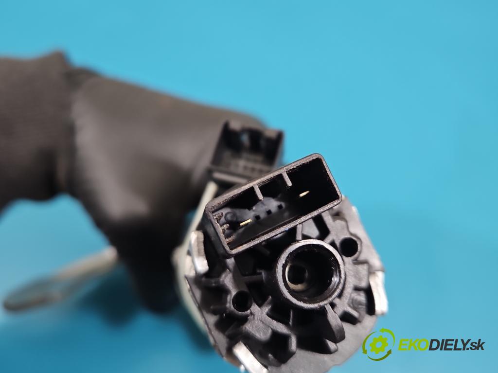 Audi A6 C7 2011-2018 3.0 TDI 204 hp automatic 150 kW 2967 cm3 5- Aktuátor: kufrových dveří pravý 4G9827852