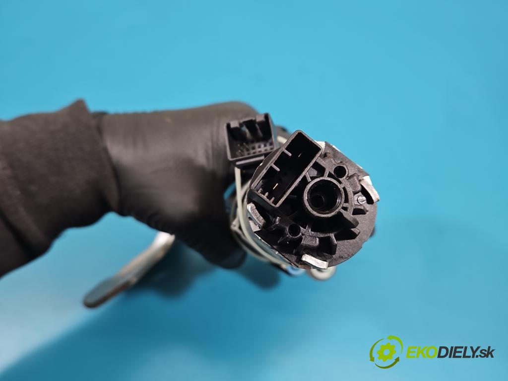 Audi A6 C7 2011-2018 3.0 TDI 204 hp automatic 150 kW 2967 cm3 5- Aktuátor: kufrových dveří pravý 4G9827852