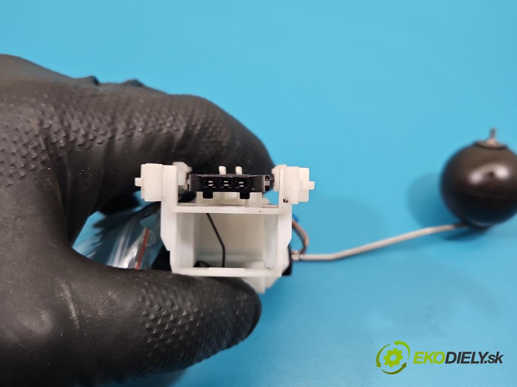 Audi A6 C7 2011-2018 3.0 TDI 204 HP automatic 150 kW 2967 cm3 5- snímač úroveň: palivo 4G0919673A (Snímač)