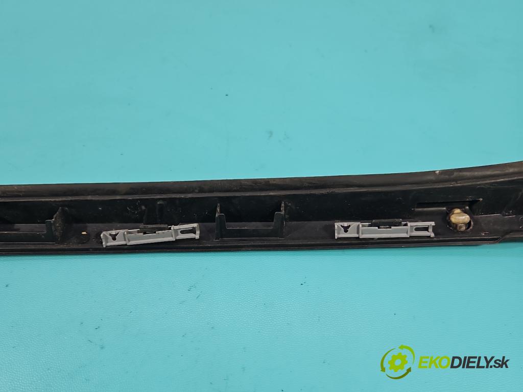 Peugeot 508 I 2010-2018 2.0 HDI 163 HP manual 120 kW 1997 cm3 5- lišta Okna: čelné: ľavé 9686615580G