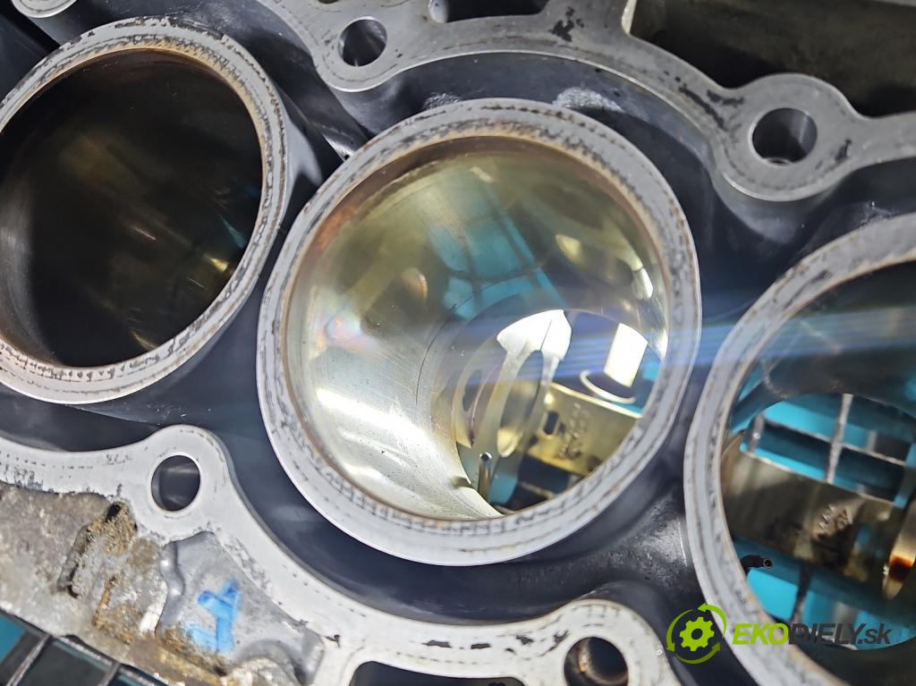 Mercedes CLA C118/X118 2019-2025 1.3b: 163 HP automatic 120 kW 1300 cm3 4- Blok motora 282914 (Blok motora)