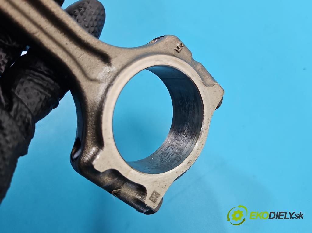 Mercedes CLA C118/X118 2019-2025 1.3b: 163 HP automatic 120 kW 1300 cm3 4- piest  (Piest)