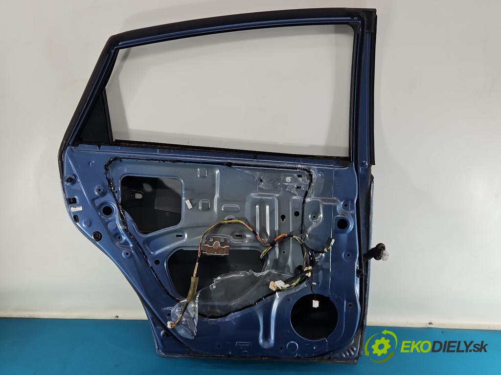 Toyota Prius II XW20 2003-2009 1.5b: 77 hp automatic 57 kW 1497 cm3 5- dveře zadní levé  (Klika dveří ostatní)