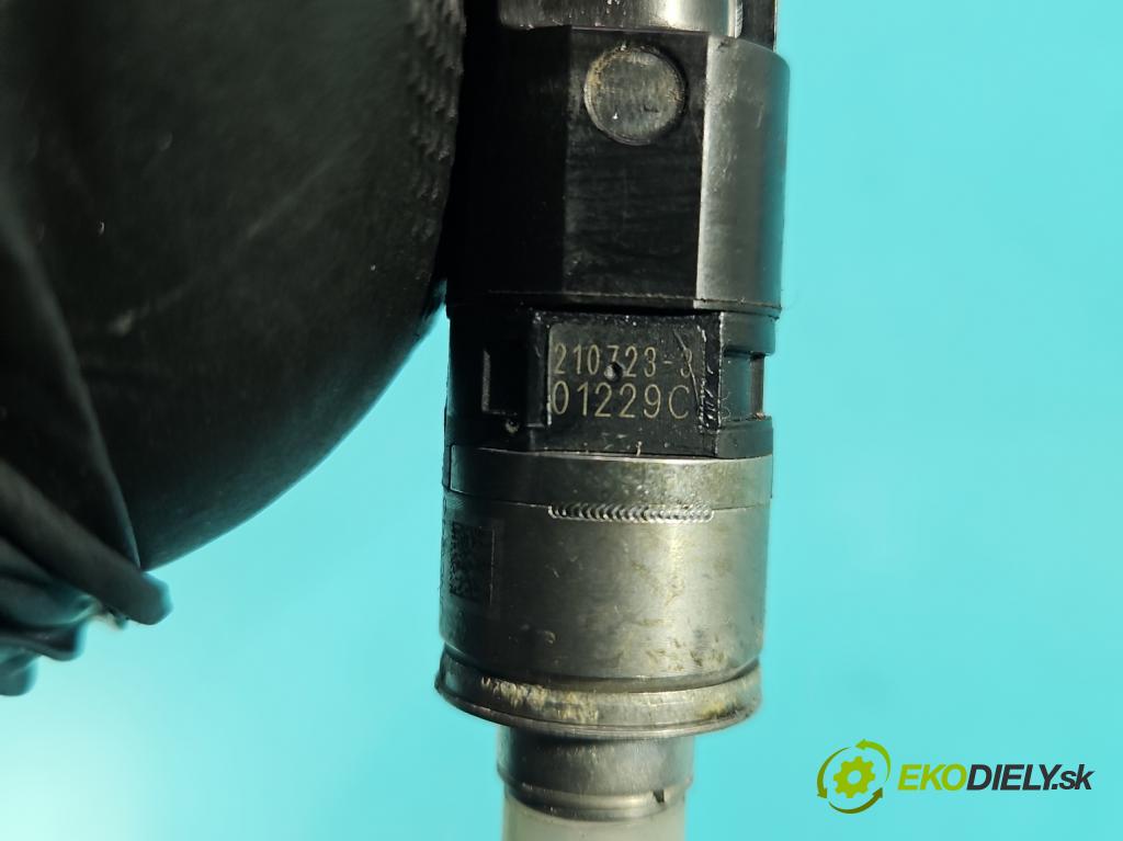 Mercedes CLA C118/X118 2019-2025 1.3b: 163 HP automatic 120 kW 1300 cm3 4- vstrek A2820701000 (Vstrekovač paliva)