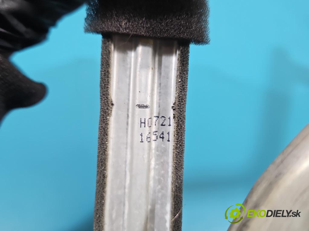 Toyota Prius II XW20 2003-2009 1.5b: 77 hp automatic 57 kW 1497 cm3 5- radiátor  (Radiátor topení)