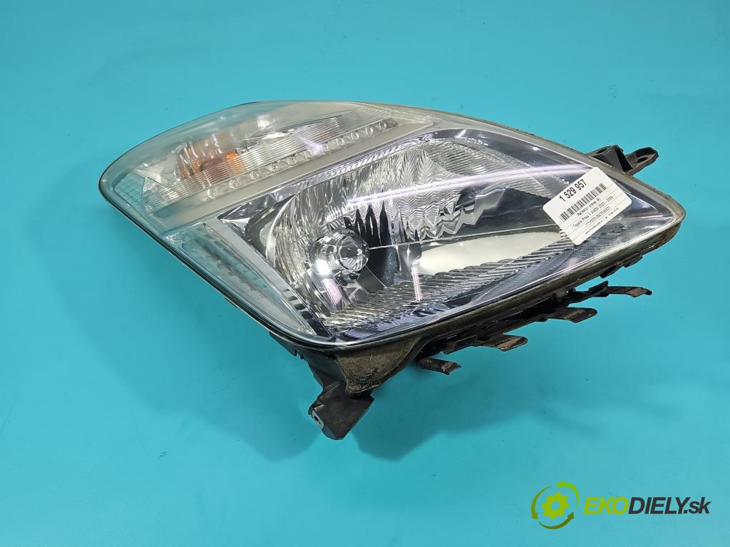 Toyota Prius II XW20 2003-2009 1.5b: 77 hp automatic 57 kW 1497 cm3 5- světlo pravý  (Pravé přední světlo)