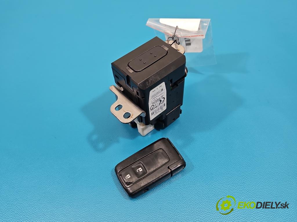 Toyota Prius II XW20 2003-2009 1.5b: 77 HP automatic 57 kW 1497 cm3 5- Spínačka 626399-000 (Spínacia skrinka)