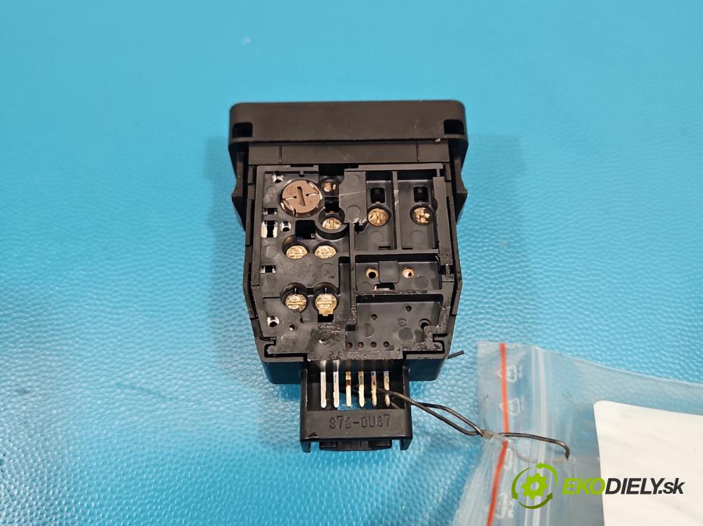 Toyota Prius II XW20 2003-2009 1.5b: 77 HP automatic 57 kW 1497 cm3 5- prepínač brzda: ručný 15A685 (Prepínacie páčky pod volantom)