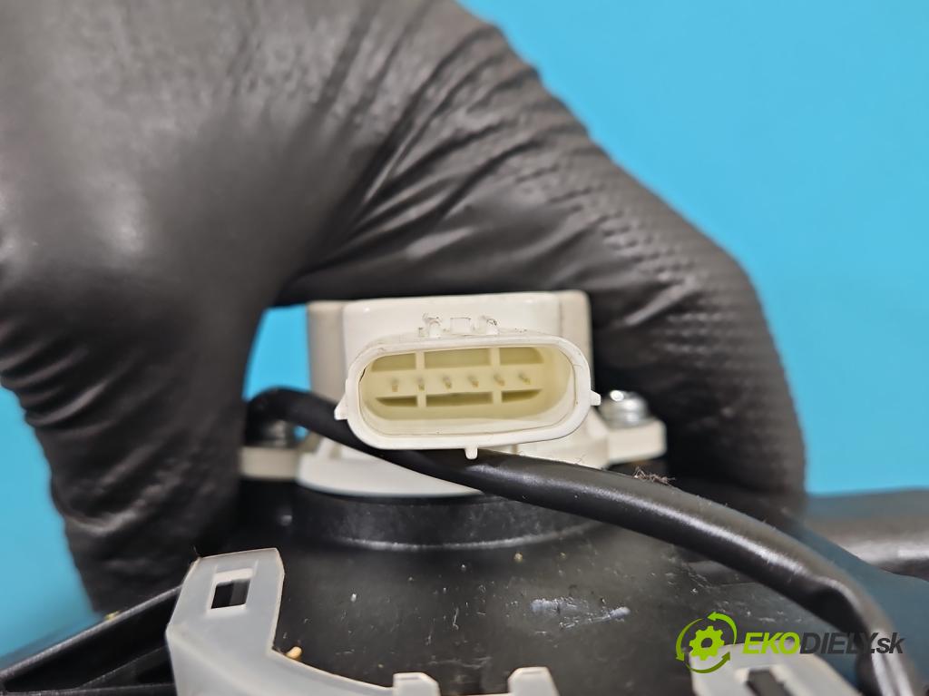 Toyota Prius II XW20 2003-2009 1.5b: 77 HP automatic 57 kW 1497 cm3 5- Páka: Změny: stupeň,rýchlosť  (Rýchlostná páka (kulisa))