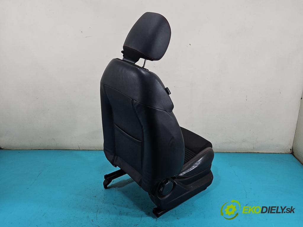 Alfa romeo Giulietta 1.4 T 170 hp manual 125 kW 1368 cm3 5- sedačke: komplet