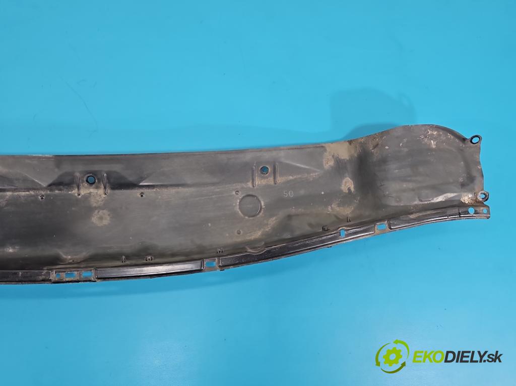 Toyota Prius II XW20 2003-2009 1.5b: 77 hp automatic 57 kW 1497 cm3 5- torpédo (Plast pod čelním sklem)