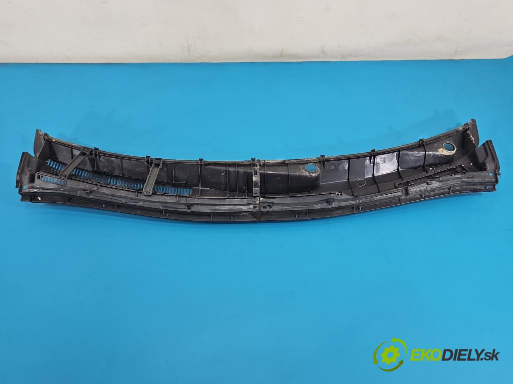 Toyota Prius II XW20 2003-2009 1.5b: 77 HP automatic 57 kW 1497 cm3 5- torpédo 55709-47060 (Torpédo (plast pod čelným sklom))