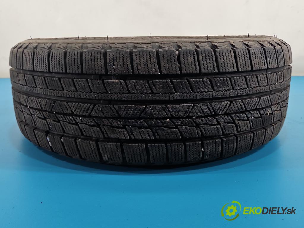 Toyota Corolla E11 1997-2002 1.4 vvti 97KM manual 71 kW 1398 cm3 3- pneumatiky: zimní 4 ks komplet