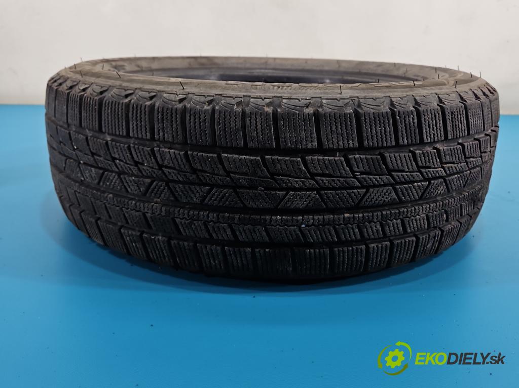 Toyota Corolla E11 1997-2002 1.4 vvti 97KM manual 71 kW 1398 cm3 3- pneumatiky: zimní 4 ks komplet