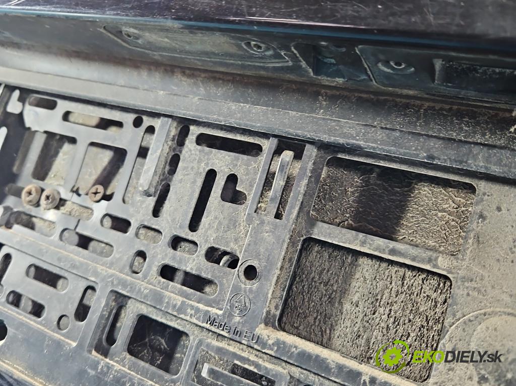 Volvo V50 2.0d 136 HP manual 100 kW 1997 cm3 5- zadna kufor  (Kapota zadná (kufor))