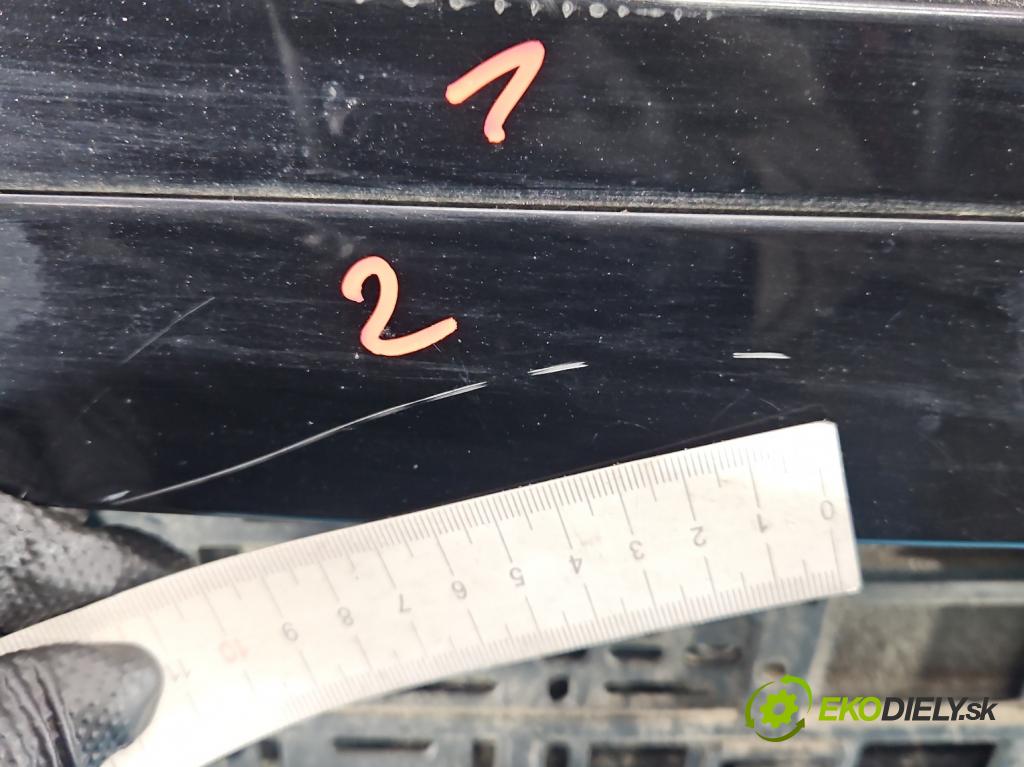 Volvo V50 2.0d 136 HP manual 100 kW 1997 cm3 5- zadna kufor  (Kapota zadná (kufor))