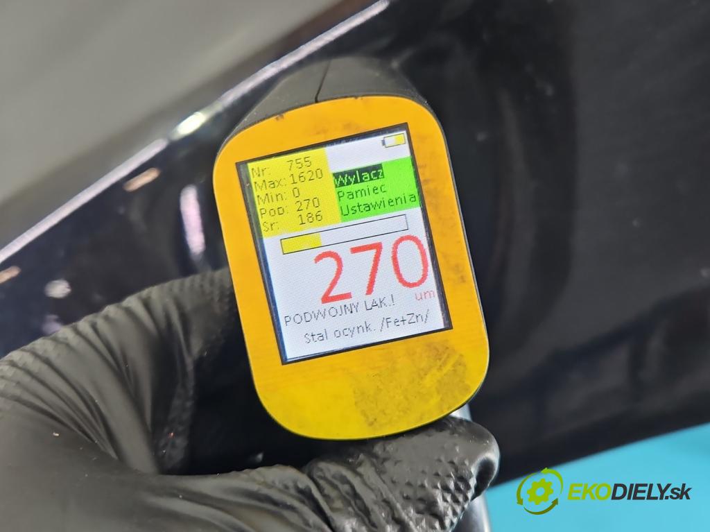 Volvo V50 2.0d 136 HP manual 100 kW 1997 cm3 5- blatník predné ľavý  (Blatník predný ľavý)