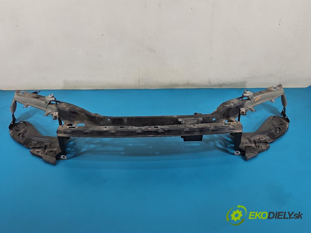 Volvo V50 2.0d 136hp manual 100 kW 1997 cm3 5- stěna přední  (Přední výztuha)