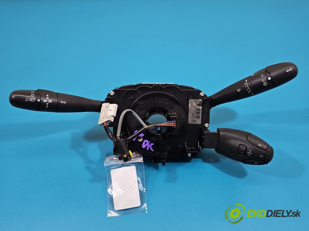 Peugeot 207 1.6 hdi 90 HP manual 66 kW 1599 cm3 5- prepínač komplex: 96657280XT (Prepínacie páčky pod volantom)