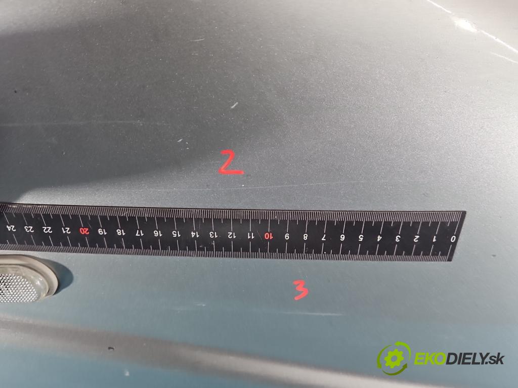 Nissan Primastar 2001-2014 2.0 dci 114 HP manual 84 kW 1995 cm3 5- blatník predné pravý  (Kľučka dverí ostatné)