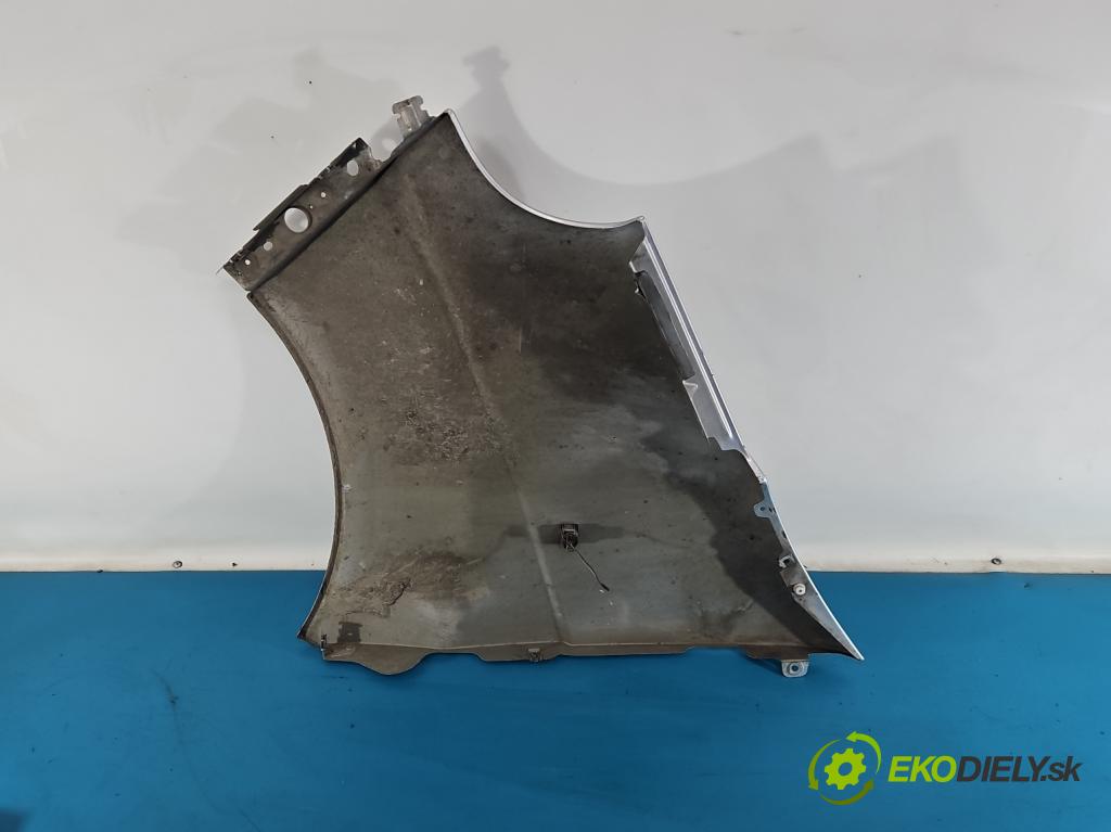 Nissan Primastar 2001-2014 2.0 dci 114 HP manual 84 kW 1995 cm3 5- blatník predné pravý  (Kľučka dverí ostatné)