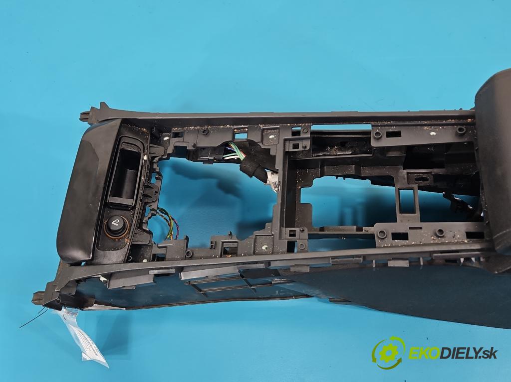 Peugeot 508 I 2010-2018 2.0 HDI 163 HP manual 120 kW 1997 cm3 5- operadlo 9686452980 (Lakťová opierka)