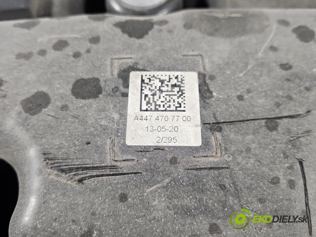 Mercedes Vito W447 2014- 1.75 cdi 102 HP manual 75 kW 1750 cm3 5- Nádrž: AdBlue: A4474707700