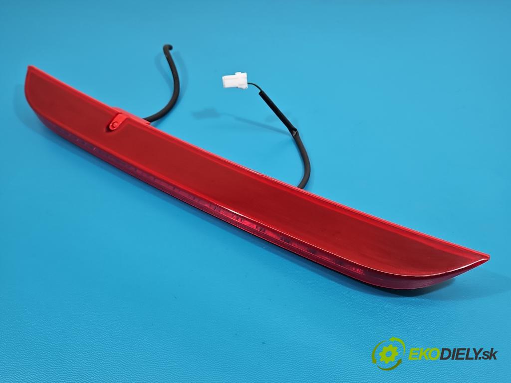 Hyundai I30 III 2016- 1.5 DPI 16V 110 hp manual 80.9 kW 1498 cm3 5- světlo: 92700-G3