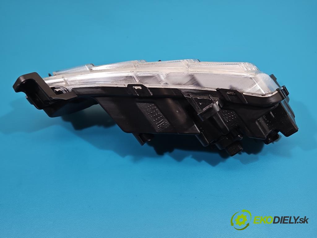 Hyundai I30 III 2016- 1.5 DPI 16V 110 hp manual 80.9 kW 1498 cm3 5- Světlo provozu denně levé 92207G4600