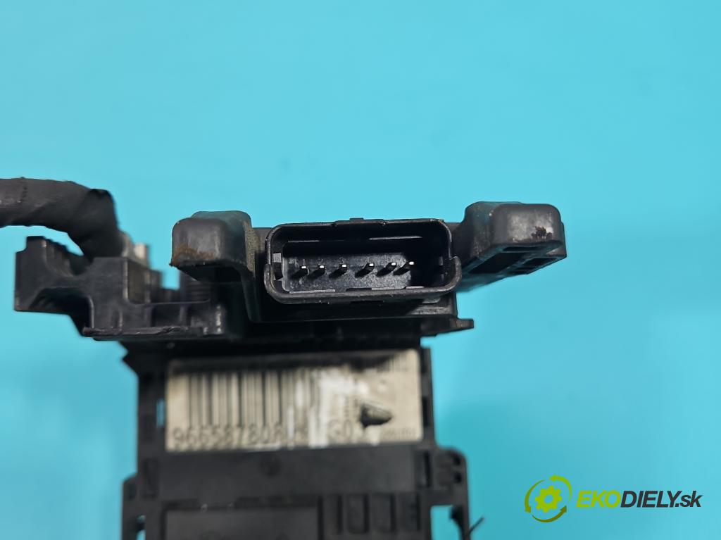 Peugeot 508 I 2010-2018 2.0 HDI 163 HP manual 120 kW 1997 cm3 5- kontakt plusová 9666817380