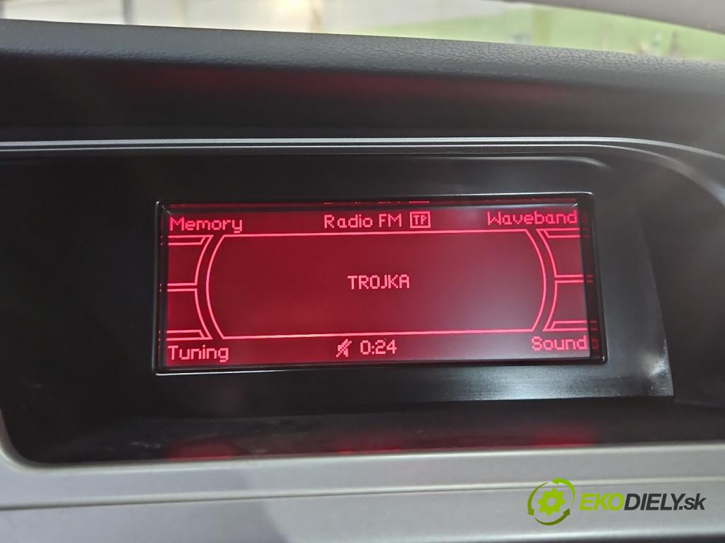 Audi A4 B8 2007-2015 2.0 TDI (CAGA) 143 HP manual 105 kW 1968 cm3 5- Zobrazit: 8T0919603B (Prístrojová doska)