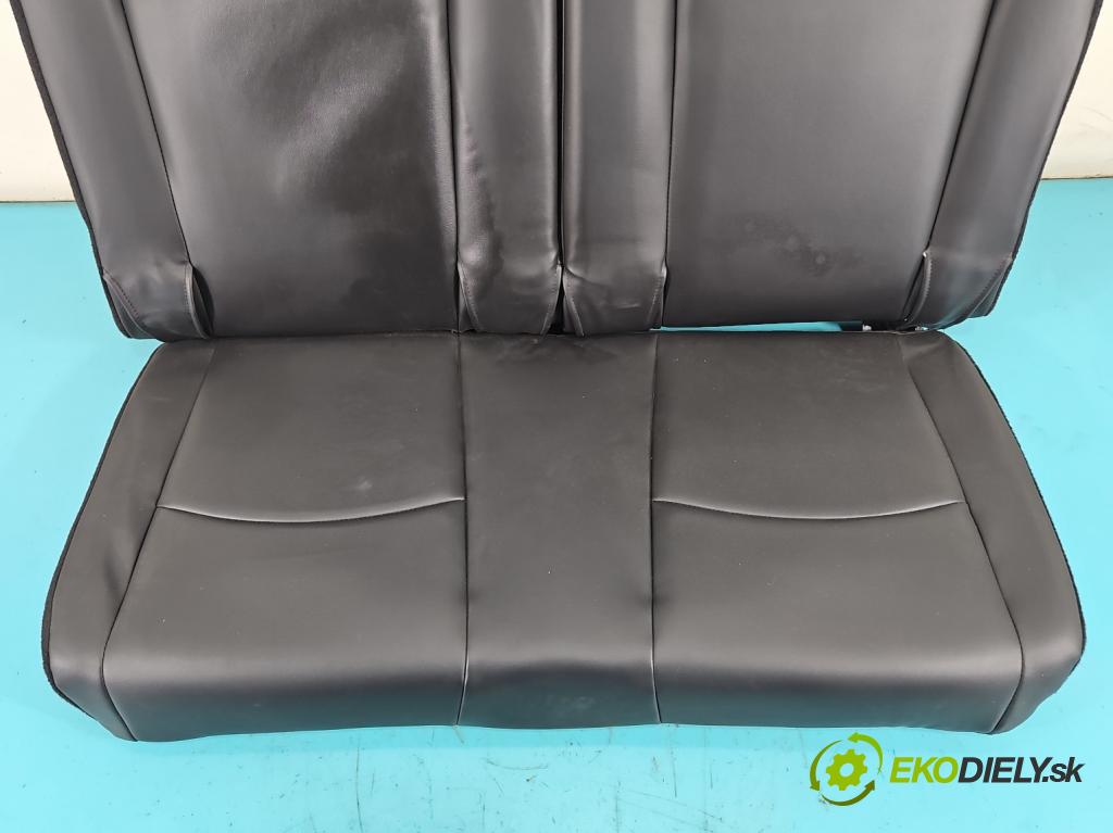 Fiat Freemont 2.0 JTD 170 HP automatic 125 kW 1956 cm3 5- Pohovka: zadné  (Sedadlo)