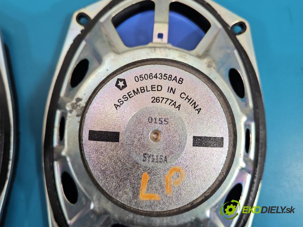 Fiat Freemont 2.0 JTD 170 HP automatic 125 kW 1956 cm3 5- reproduktory komplet 05064358AB